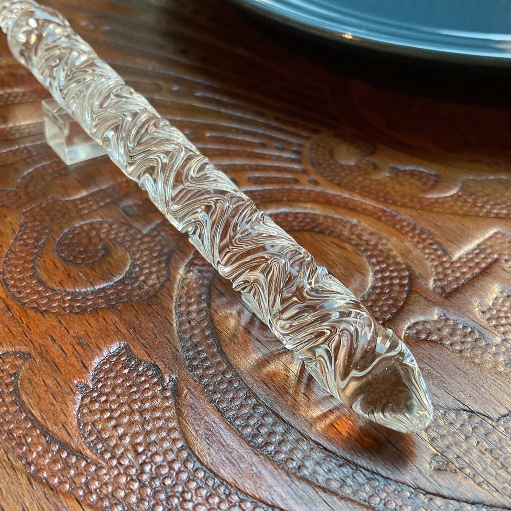 Clear Swell Glass Pen. BUNGUBUX x Synchronicity Glass Art