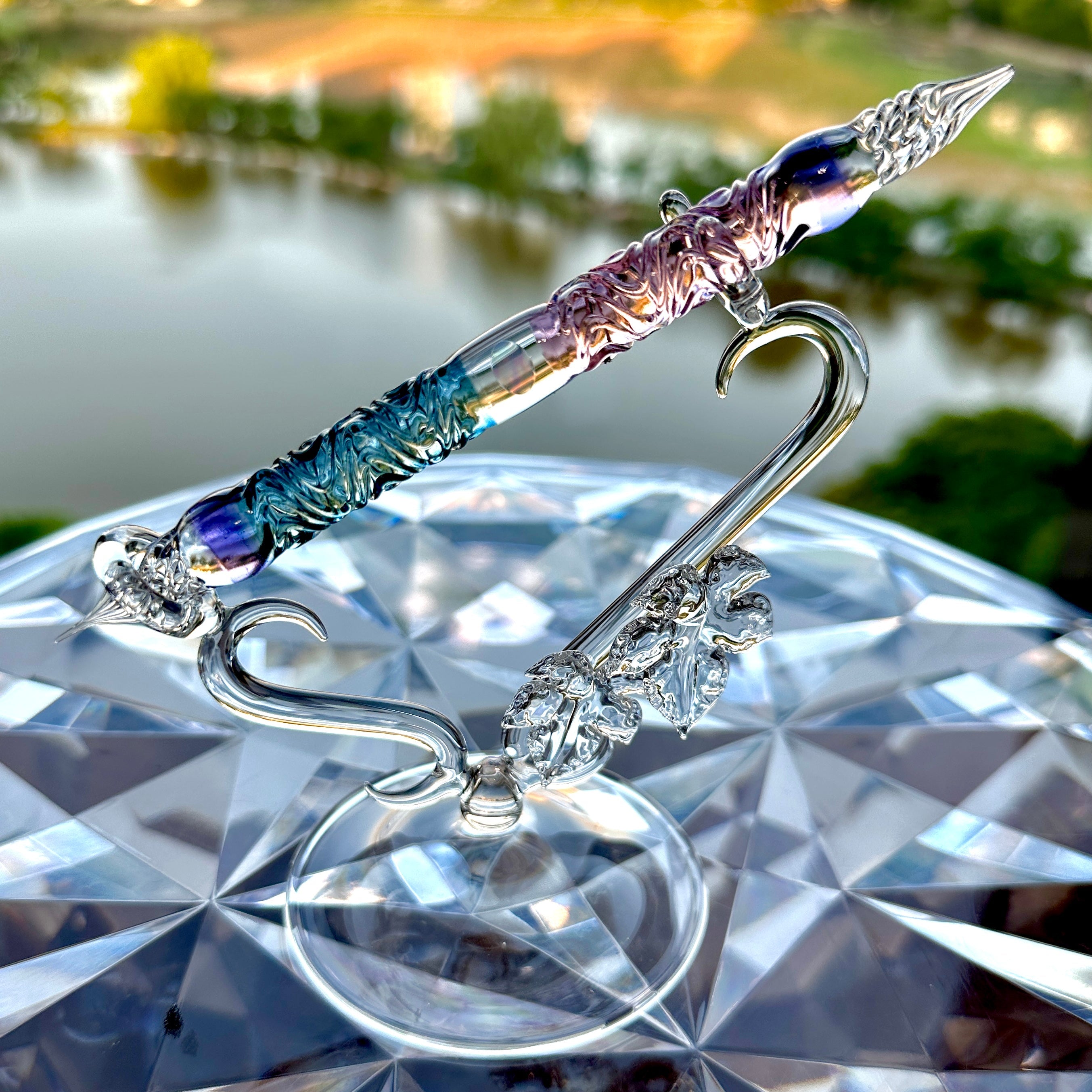 Hydrangea Double-sided Glass Pen. BUNGUBOX x Synchronicity Glass Art