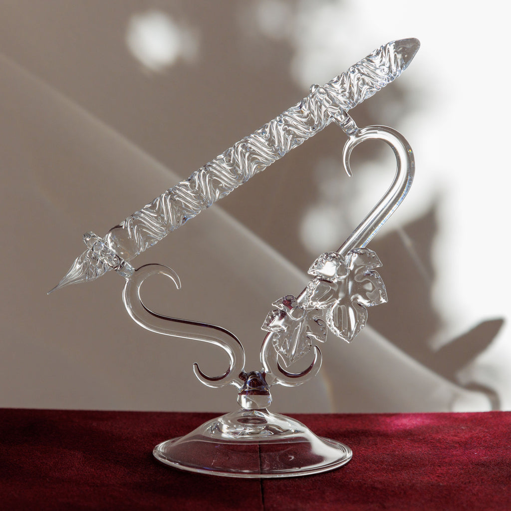 Clear Swell Glass Pen. BUNGUBUX x Synchronicity Glass Art